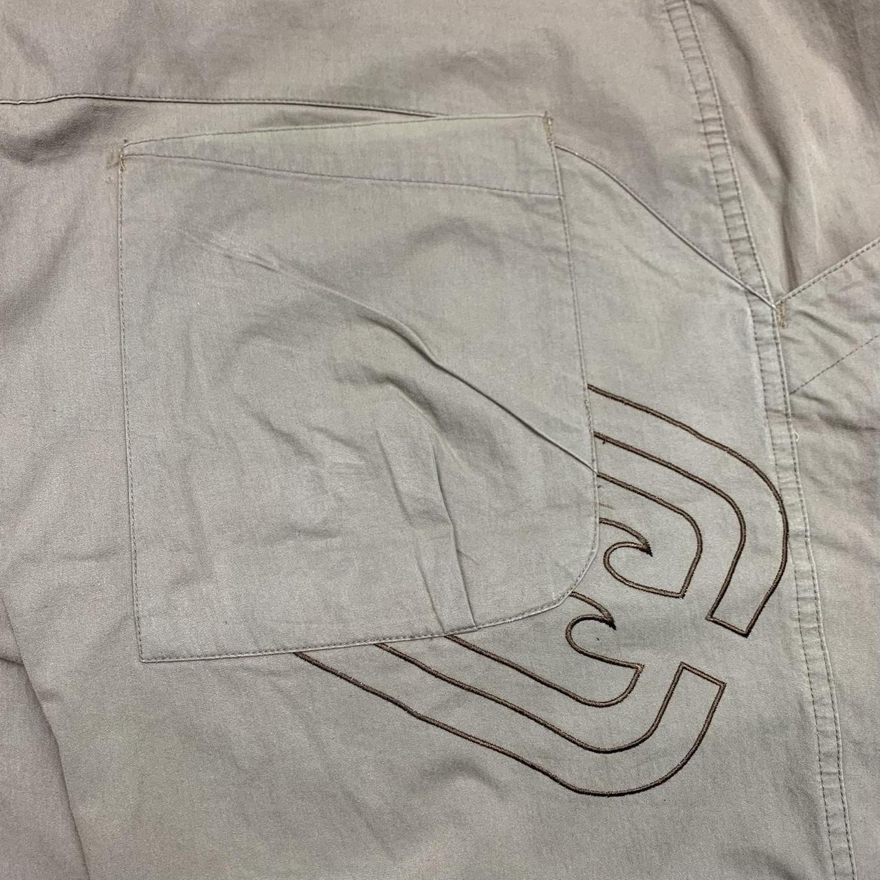 Billabong 00s beige graphic baggy cargo shorts