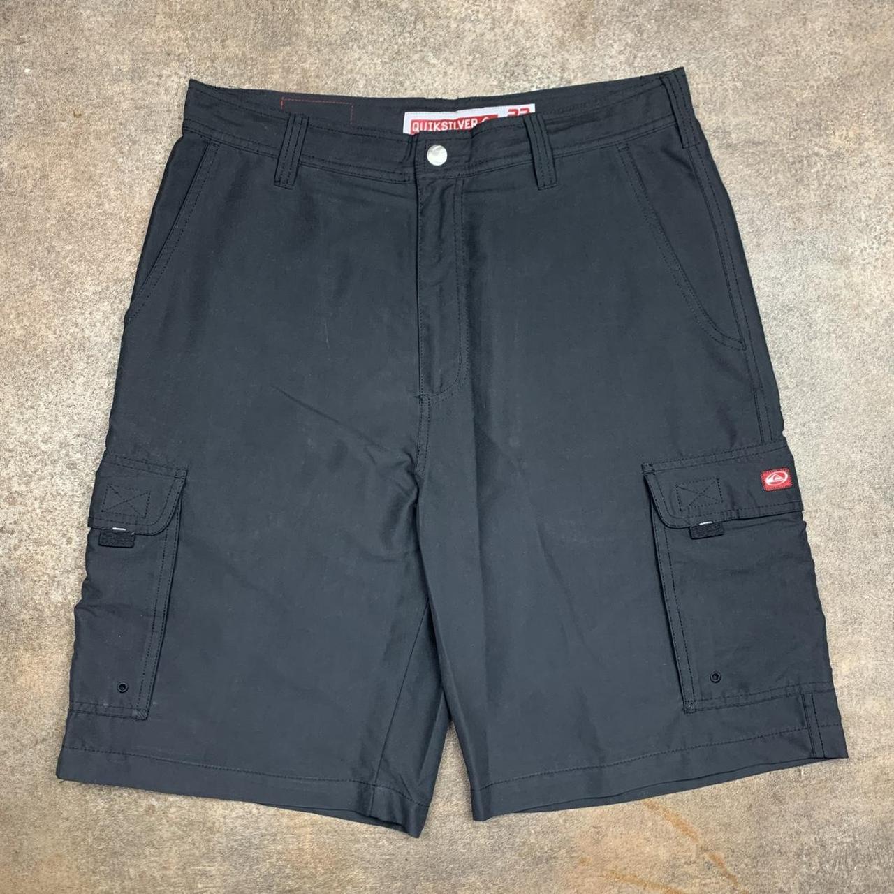 Quiksilver 90s black baggy cargo shorts