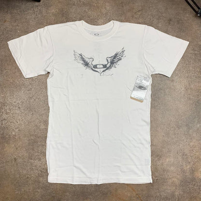 Oakley Flying Tiger 00s white graphic tee