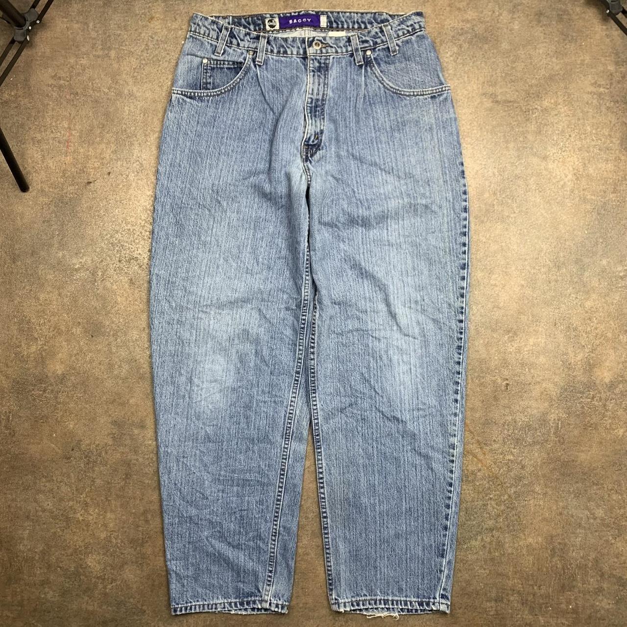 Levi’s Silvertab 90s baggy blue faded denim jeans