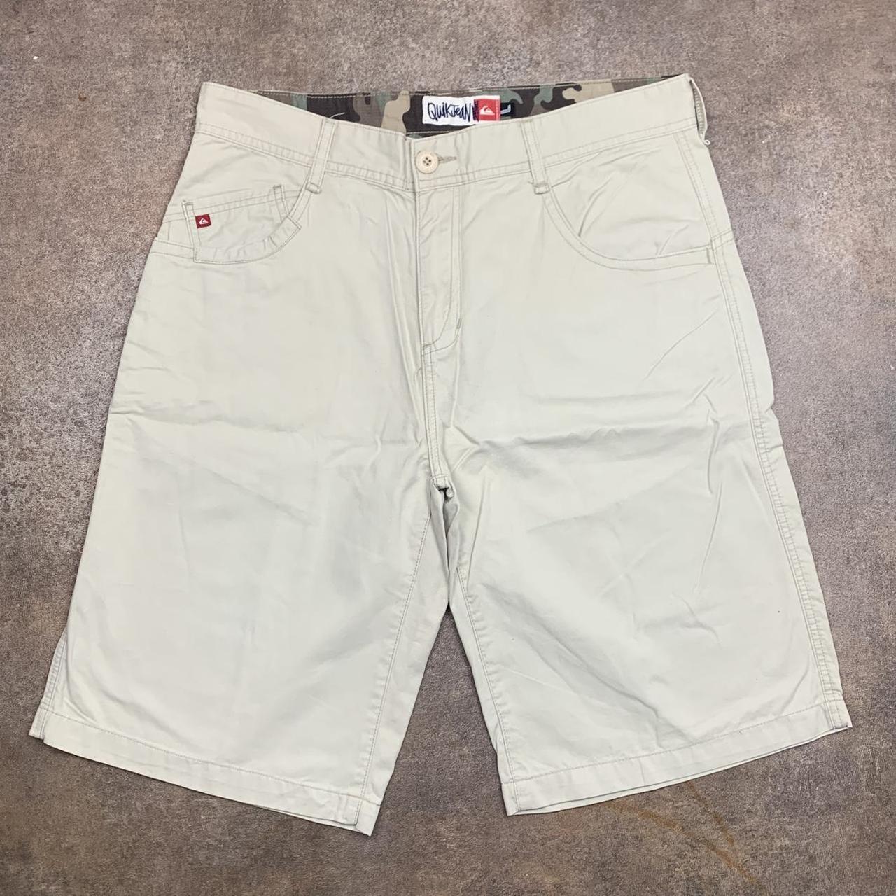 Quiksilver 00s baggy graphic jorts (36")