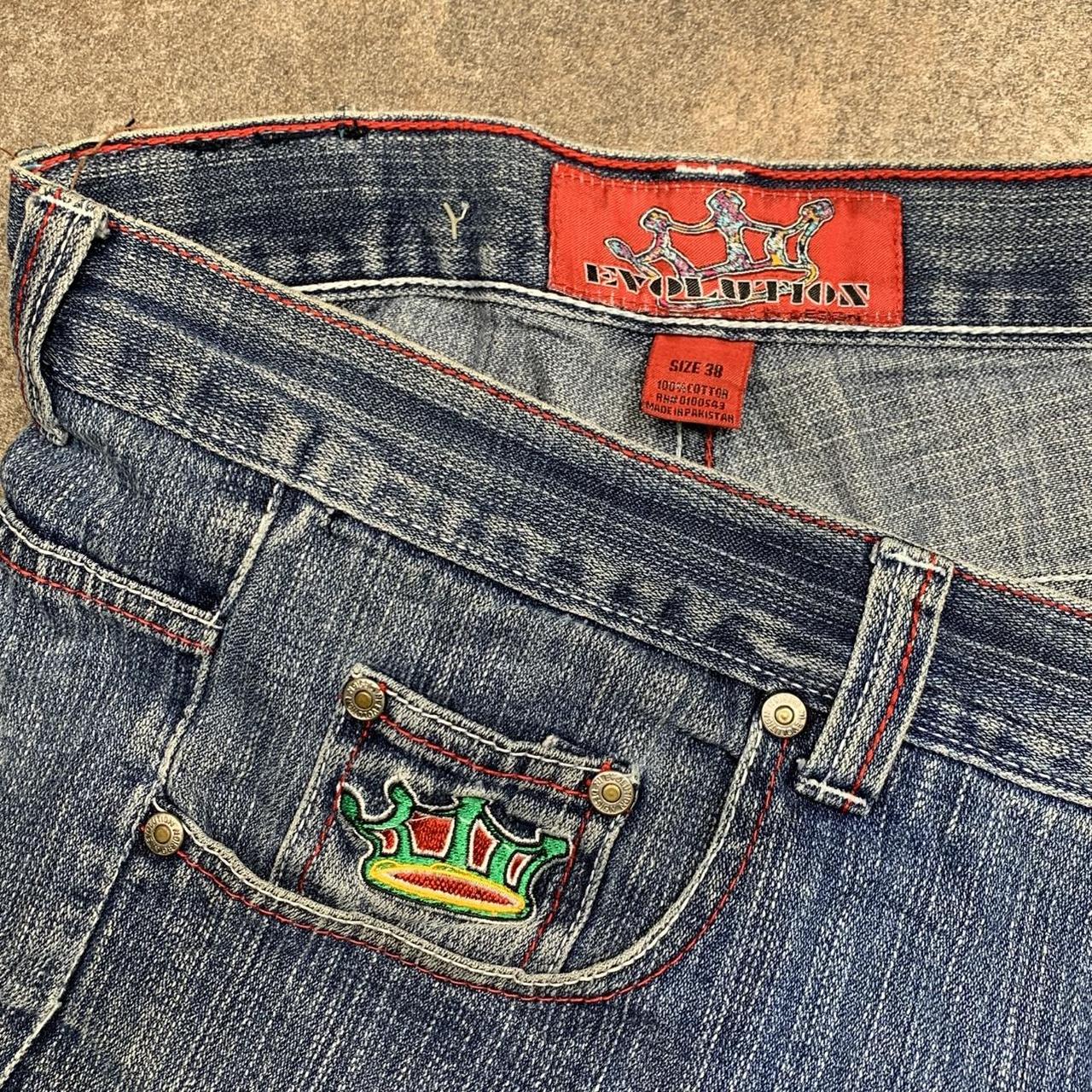 Evolution 00s baggy blue graphic jorts