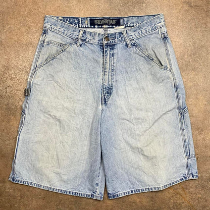 Levi’s Silvertab 90s baggy carpenter jorts (32")