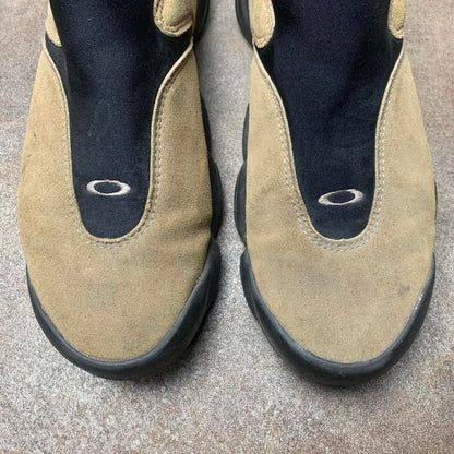 Oakley Software 00s Flesh beige black slip on trainers