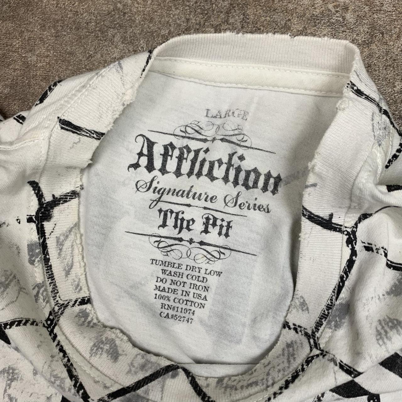 Affliction 00s white black grunge graphic tee